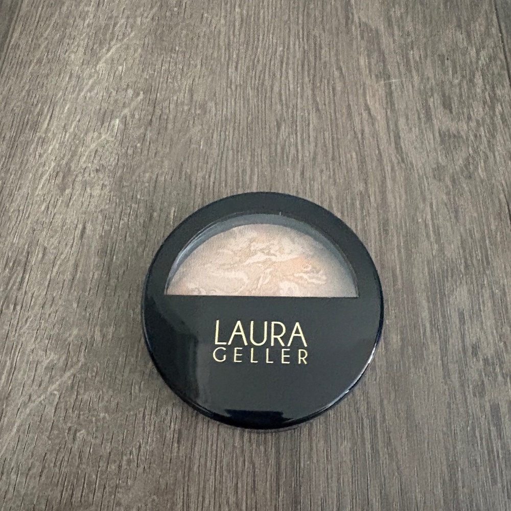 laura geller baked balance n brighten fair used one swipe of it
